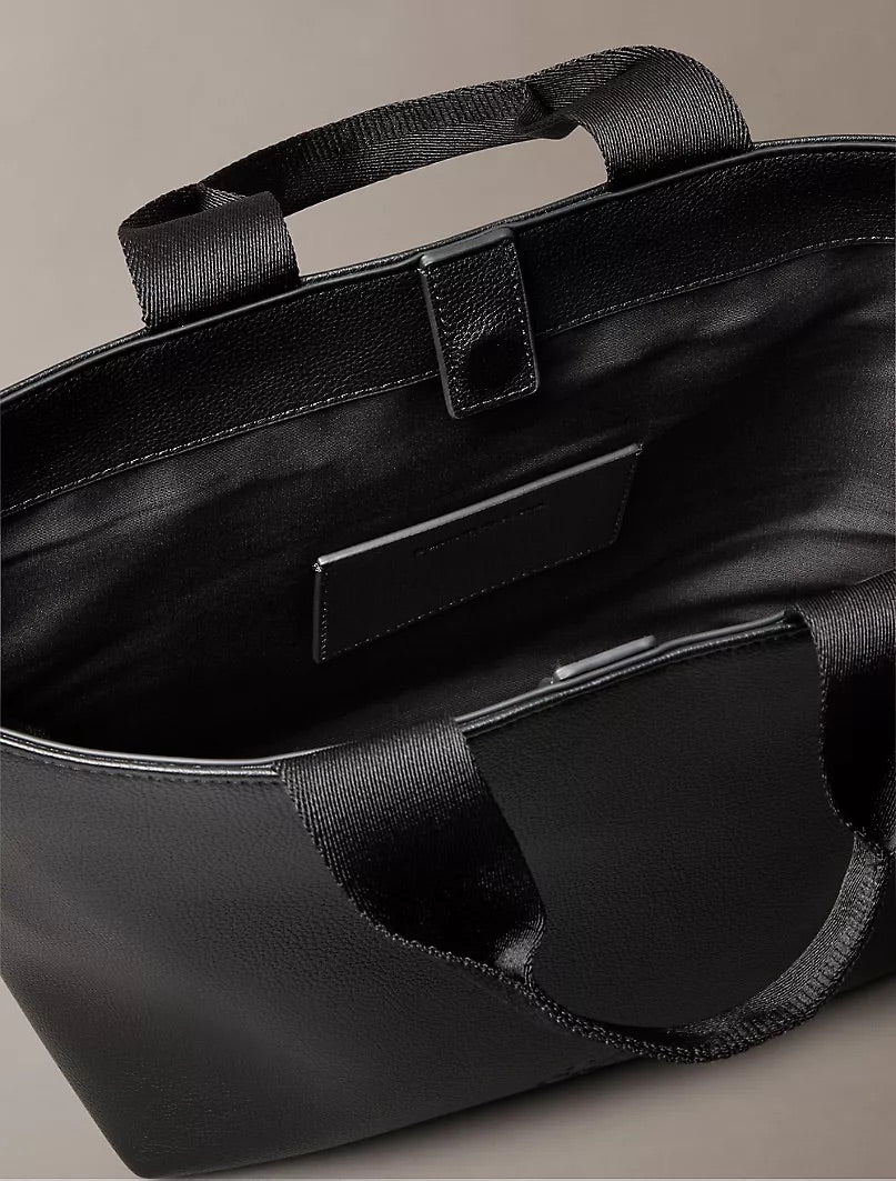 Calvin Klein Ultralight mini tote bag – image 4