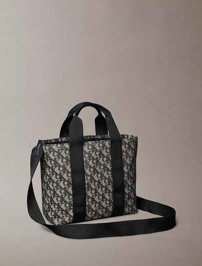 Calvin Klein Ultralight logo jacquard mini tote – image 3